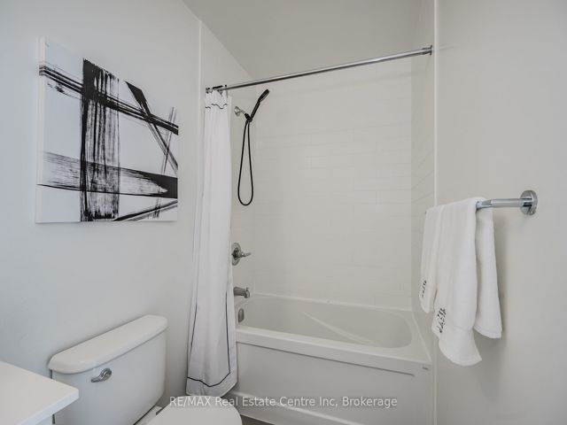 523 - 18 Rean Dr