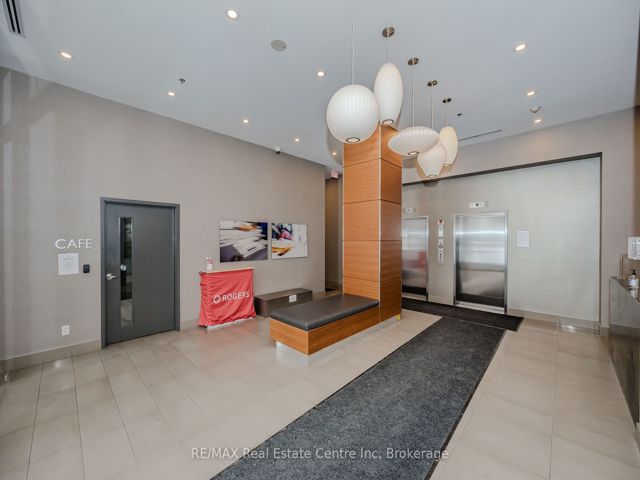 523 - 18 Rean Dr
