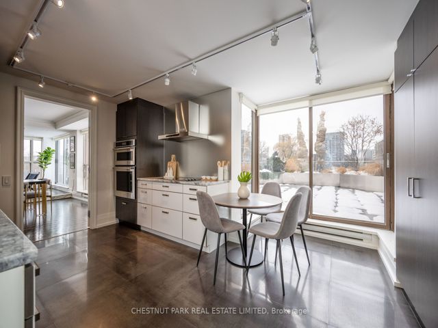 505 - 4 Lowther Ave