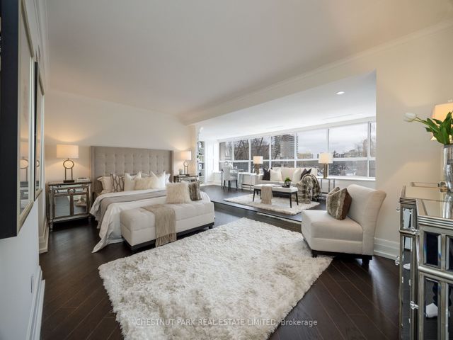 505 - 4 Lowther Ave