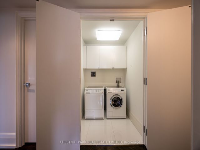 505 - 4 Lowther Ave