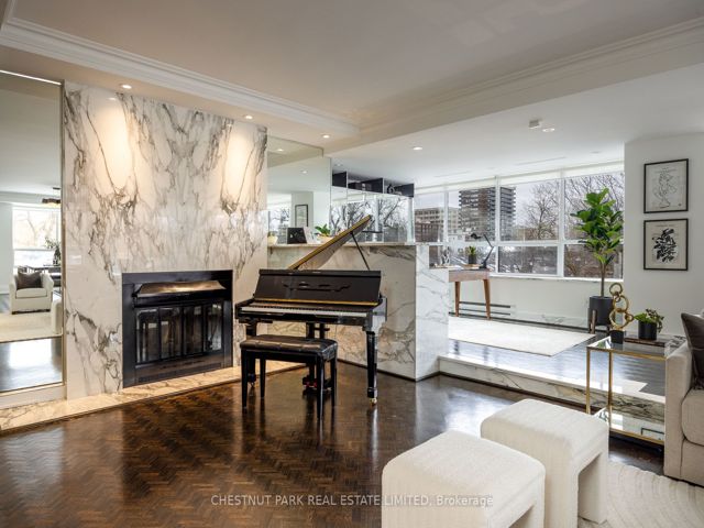 505 - 4 Lowther Ave