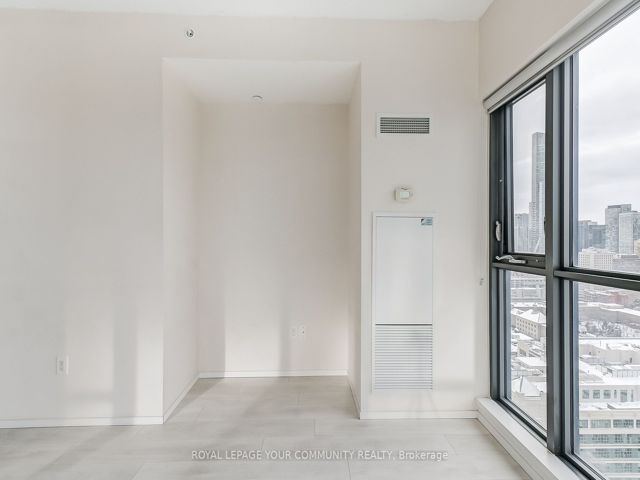 3106 - 159 Dundas St E