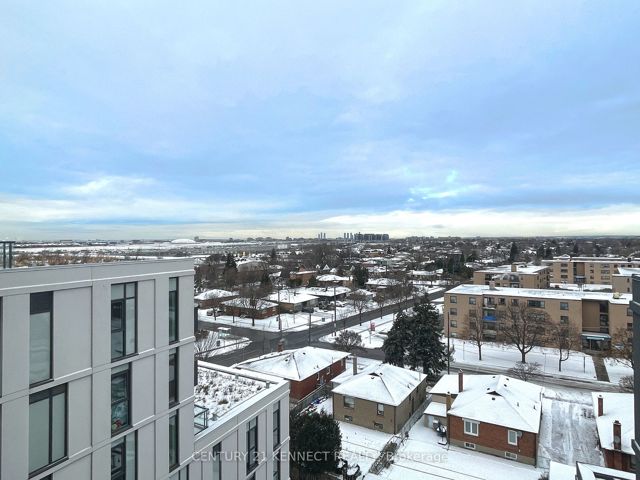 913 - 500 Wilson Ave