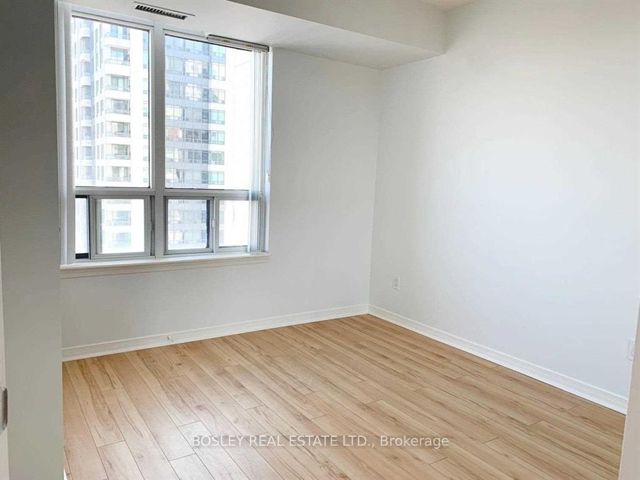 2706 - 33 Empress Ave