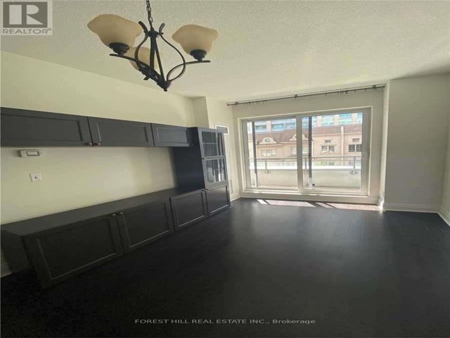305 - 17 Kenaston Gdns