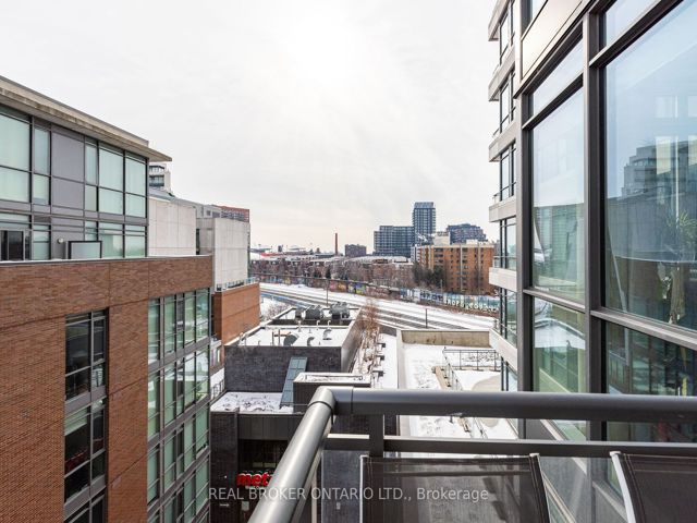 703 - 20 Minowan Miikan Lane