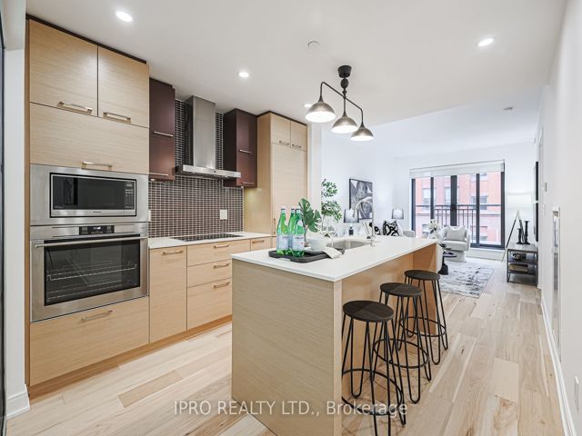 518 - 55 Front St E