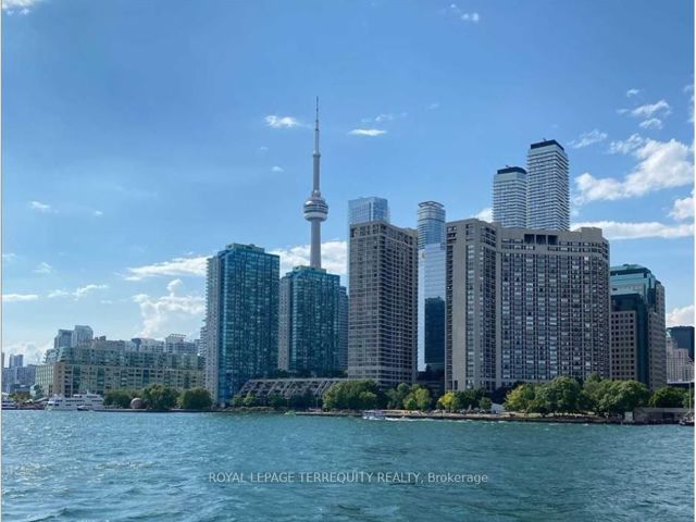 3234 - 33 Harbour Sq