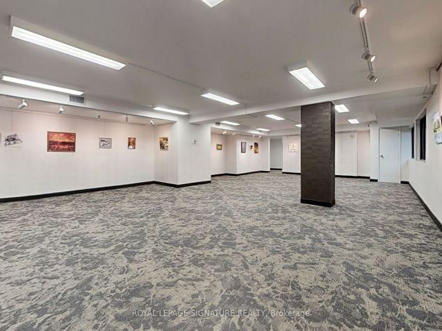 1107 - 360 Bloor St E