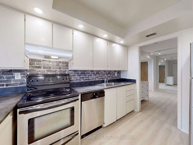 1107 - 360 Bloor St E