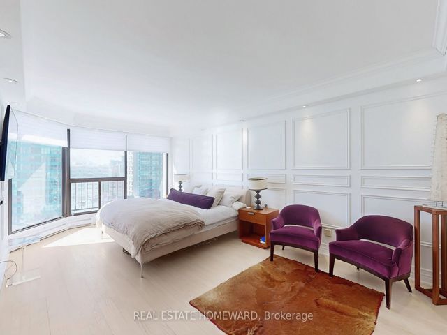 1404 - 65 Harbour Sq