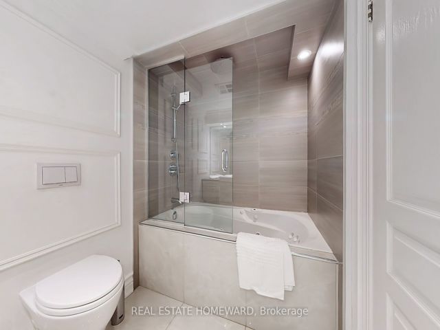 1404 - 65 Harbour Sq