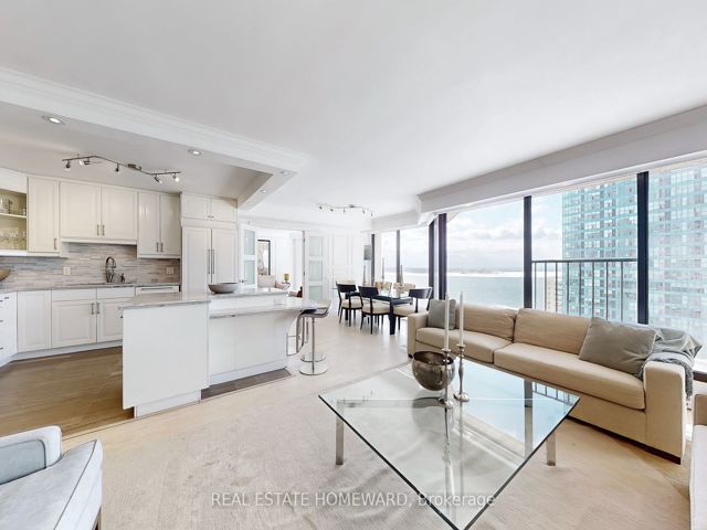 1404 - 65 Harbour Sq