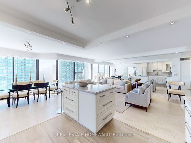 1404 - 65 Harbour Sq