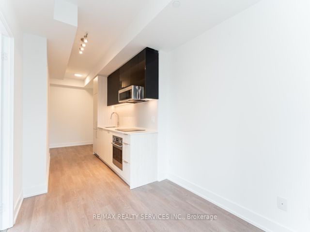 1205 - 308 Jarvis St