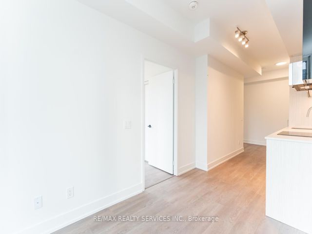 1205 - 308 Jarvis St