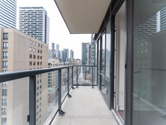 1205 - 308 Jarvis St