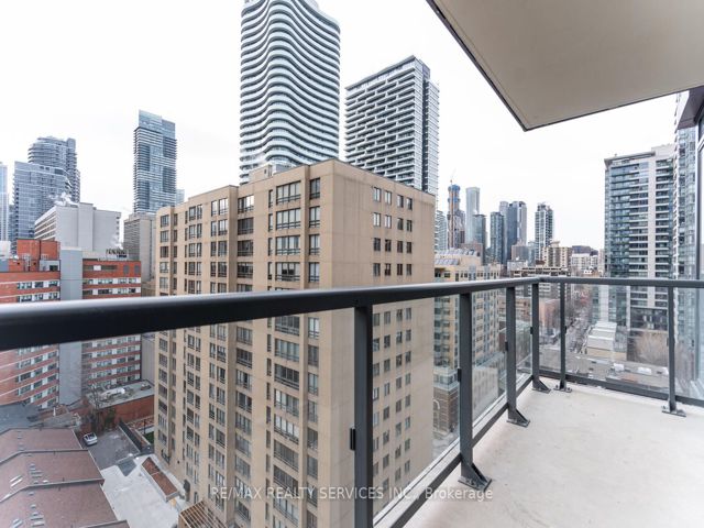 1205 - 308 Jarvis St