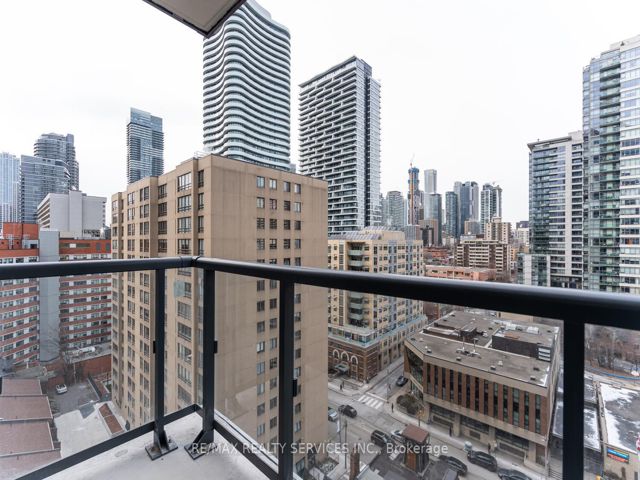 1205 - 308 Jarvis St