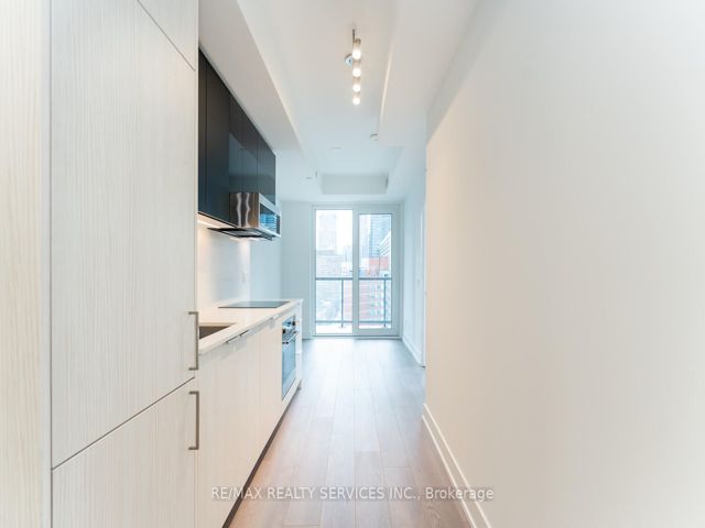 1205 - 308 Jarvis St