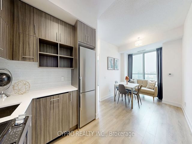 1511 - 128 Fairview Mall Dr