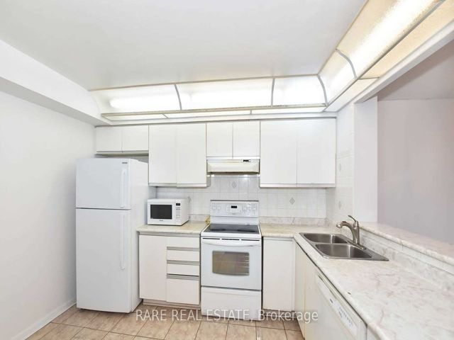 409 - 1131 Steeles Ave W
