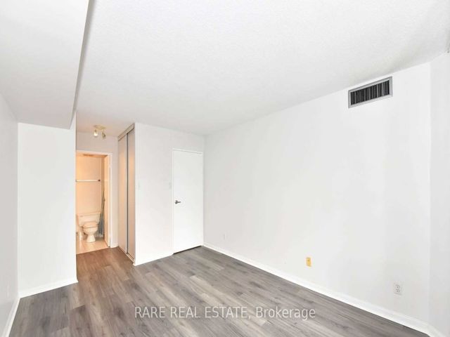 409 - 1131 Steeles Ave W