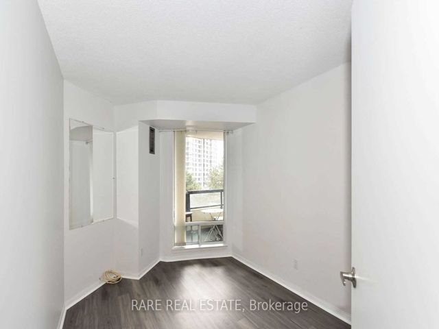 409 - 1131 Steeles Ave W