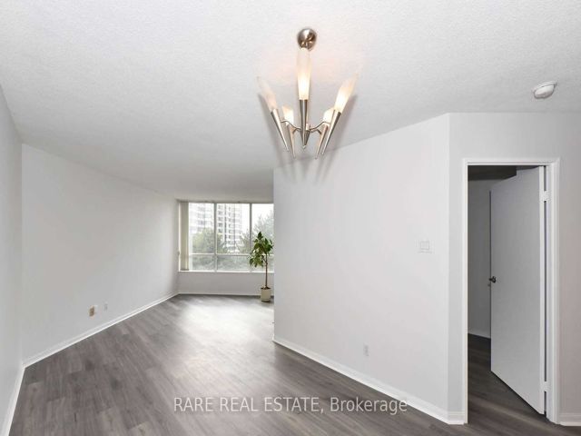 409 - 1131 Steeles Ave W
