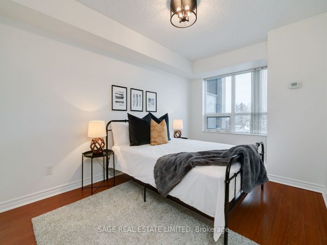 311 - 35 Saranac Blvd