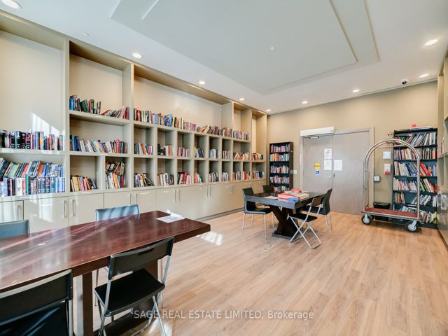 311 - 35 Saranac Blvd