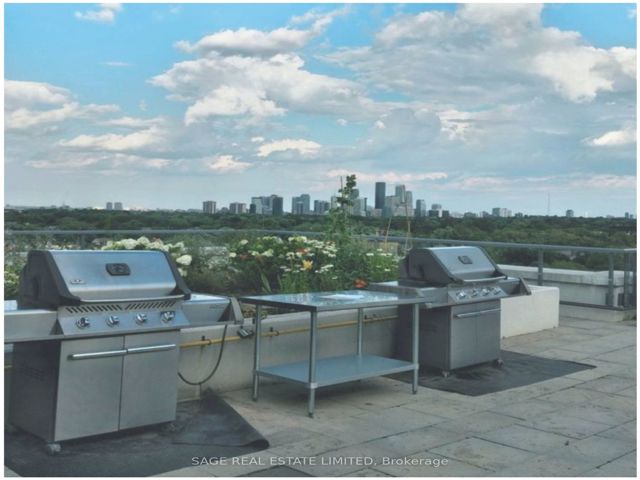 311 - 35 Saranac Blvd