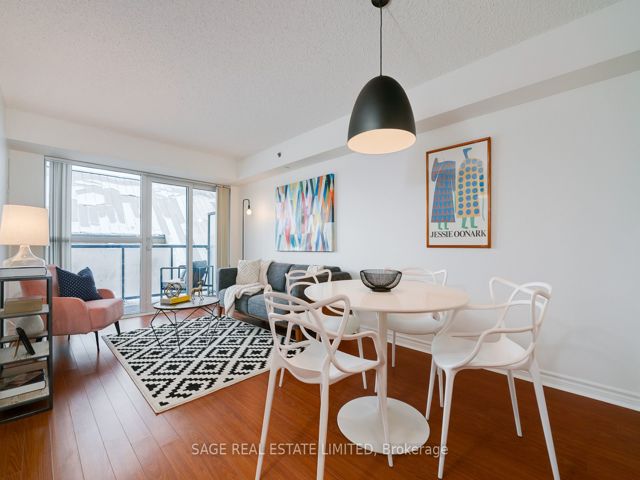 311 - 35 Saranac Blvd