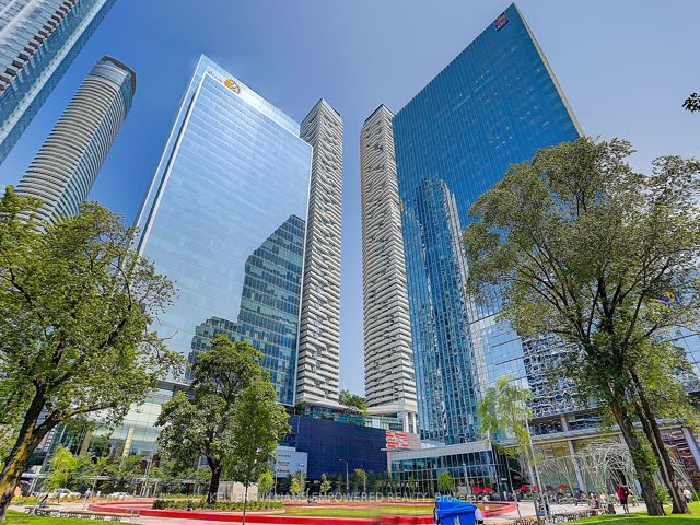 1610 - 100 Harbour St
