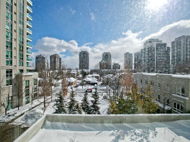 511 - 35 Bales Ave