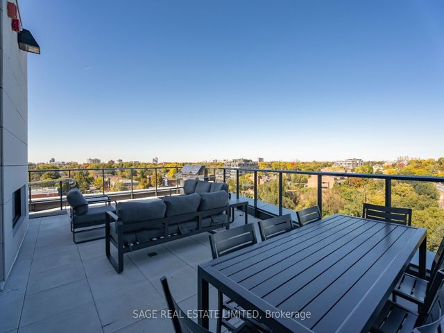 703 - 250 Lawrence Ave W
