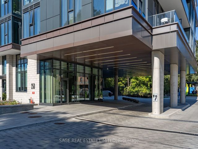 703 - 250 Lawrence Ave W