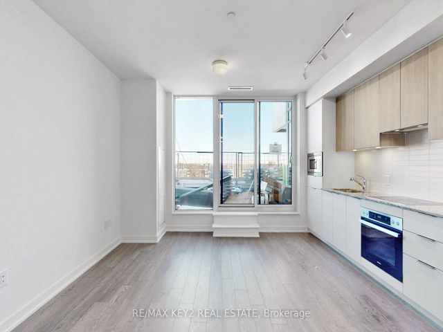 228 - 20 O'neill Rd