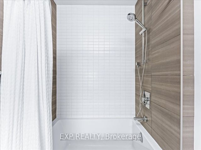 514 - 32 Trolley Cres