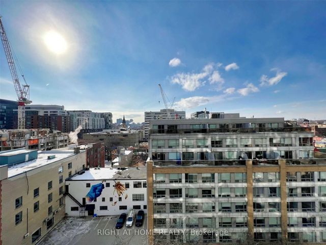 709 - 505 Richmond St W