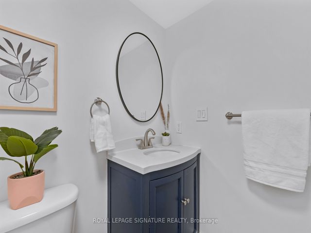 3710 - 397 Front St W