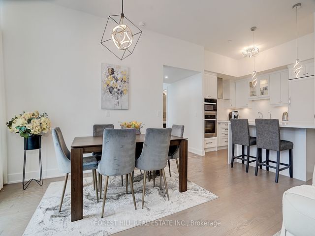 Uph06 - 3018 Yonge St
