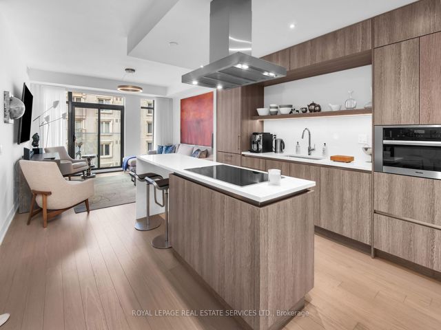 506 - 6 Jackes Ave