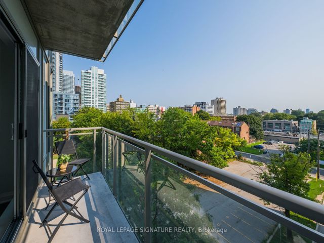402 - 83 Redpath Ave
