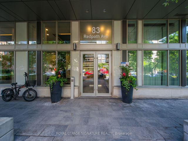 402 - 83 Redpath Ave