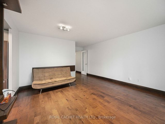 510 - 256 Doris Ave