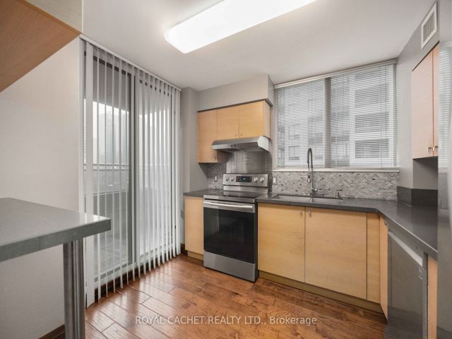 510 - 256 Doris Ave