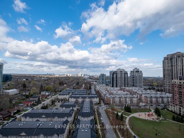 1709 - 16 Harrison Garden Blvd