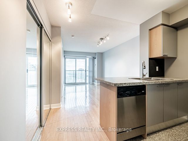 1709 - 16 Harrison Garden Blvd